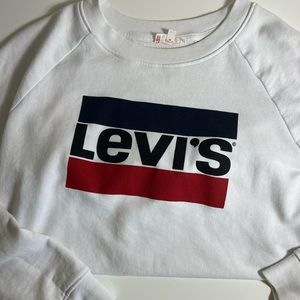 Levi’s sweatshirt